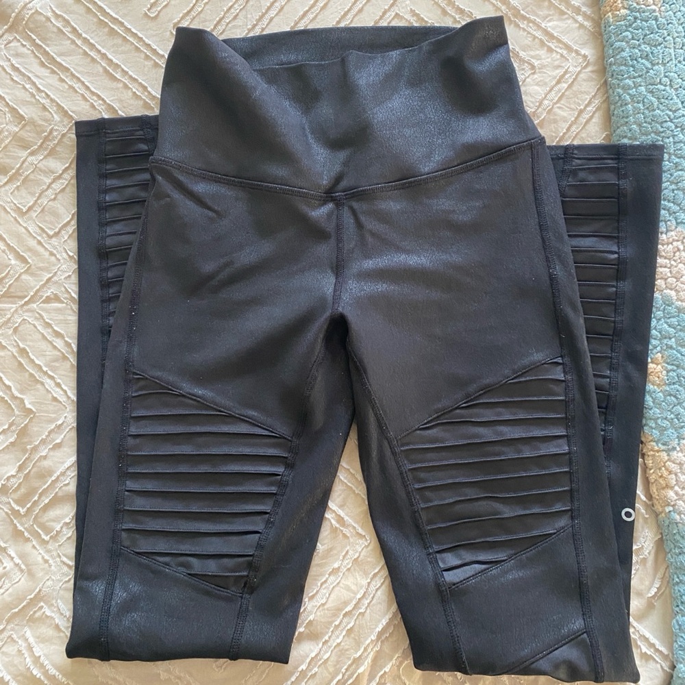 Alo Moto Leggings